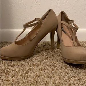 Nude heels 3-4 inch heels